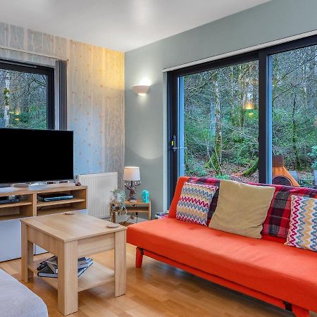 Cheerful Stays: 4 Bedroom Cottage In Arrochar Exteriör bild