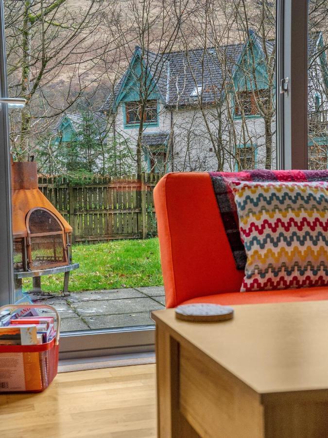 Cheerful Stays: 4 Bedroom Cottage In Arrochar Exteriör bild