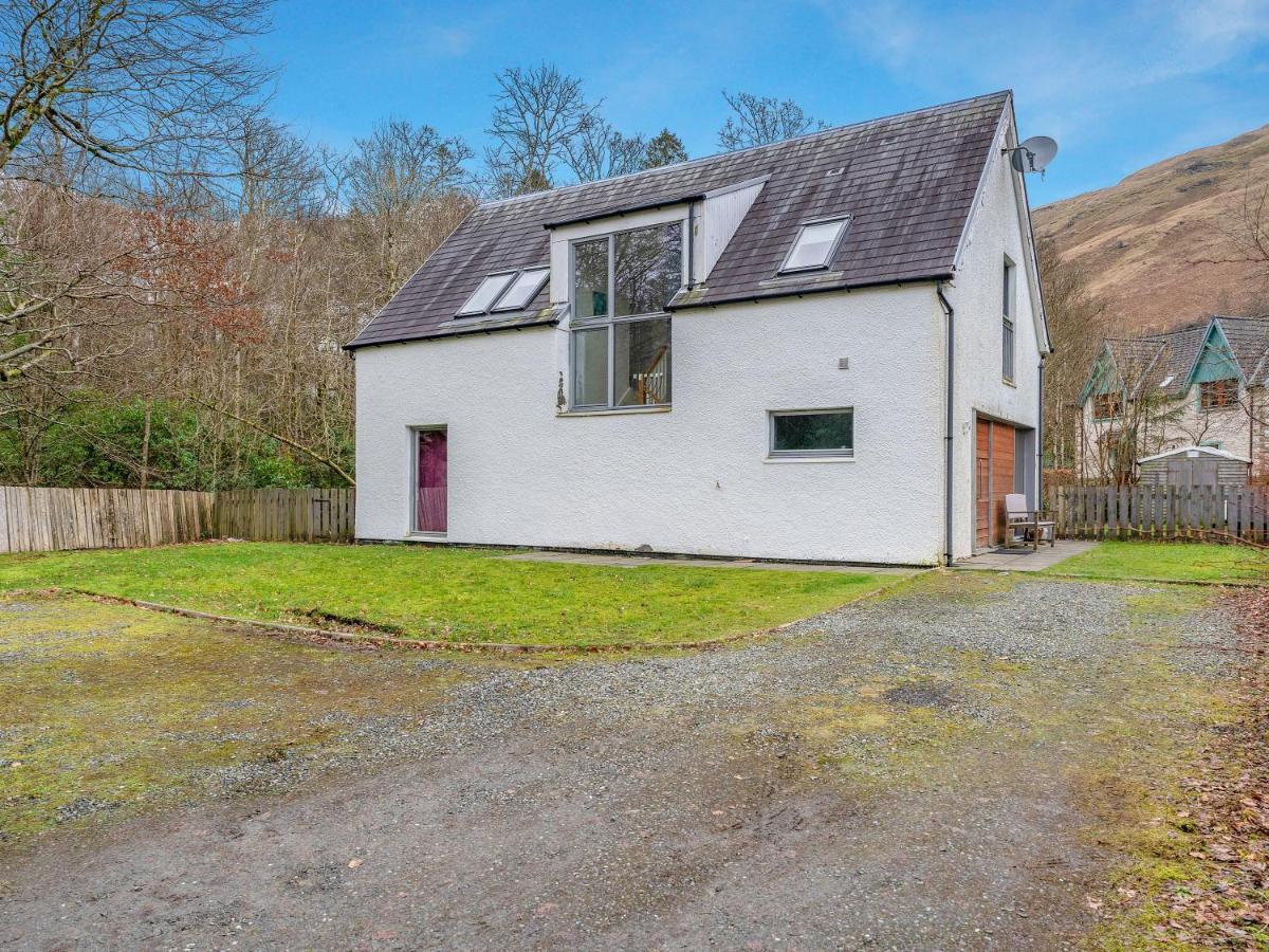 Cheerful Stays: 4 Bedroom Cottage In Arrochar Exteriör bild