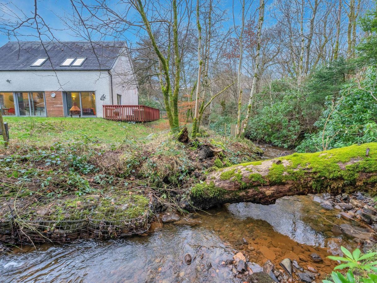 Cheerful Stays: 4 Bedroom Cottage In Arrochar Exteriör bild