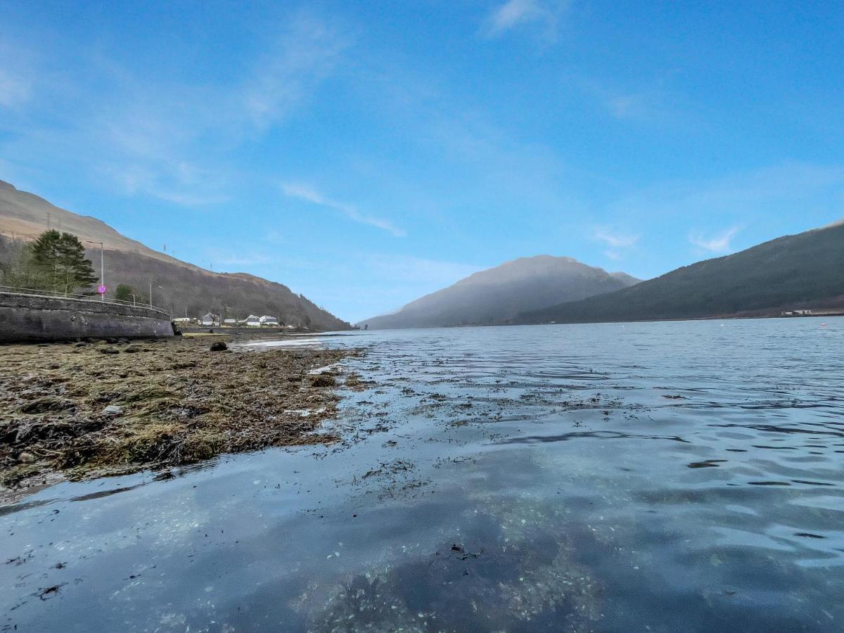 Cheerful Stays: 4 Bedroom Cottage In Arrochar Exteriör bild