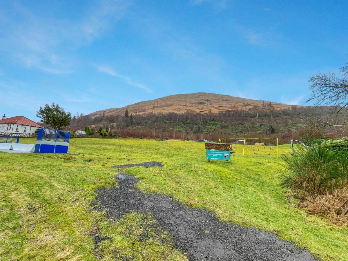 Cheerful Stays: 4 Bedroom Cottage In Arrochar Exteriör bild