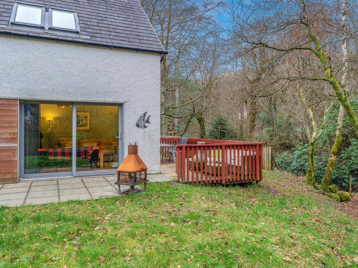 Cheerful Stays: 4 Bedroom Cottage In Arrochar Exteriör bild